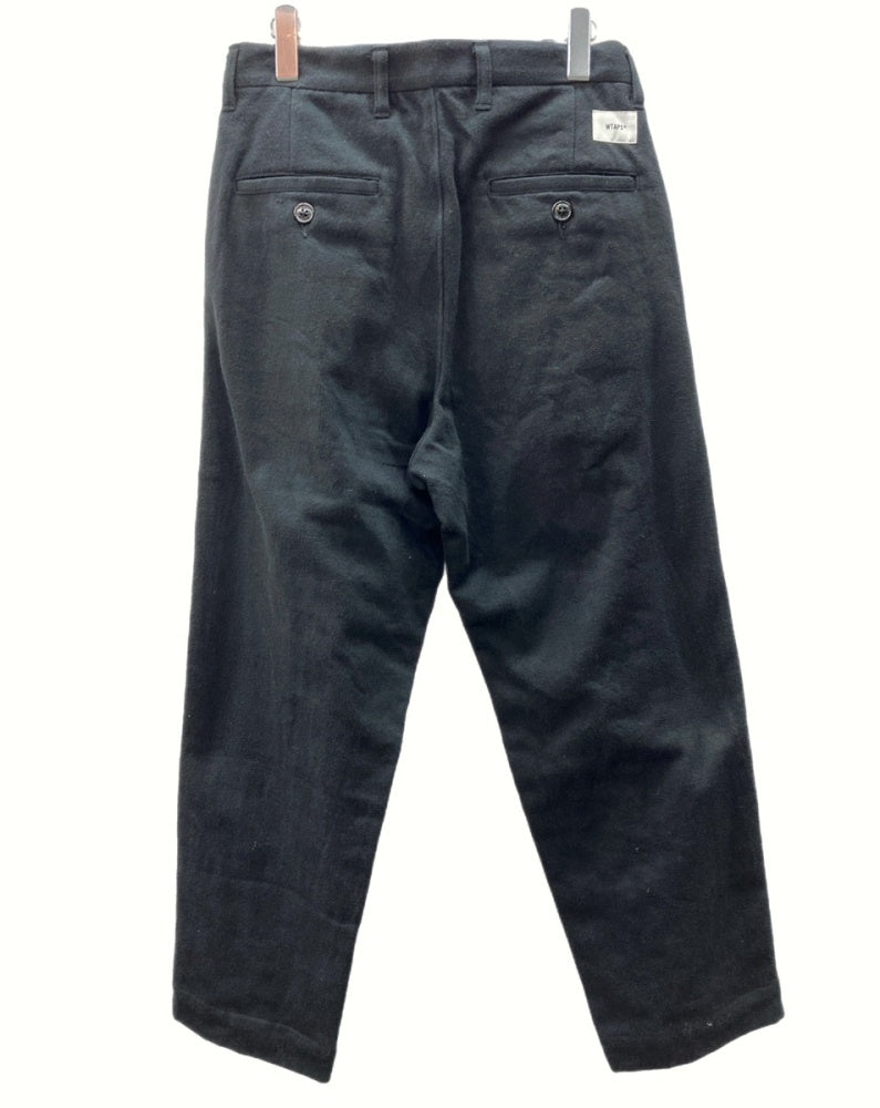 ダブルタップス WTAPS 21AW TUCK 01 タック TROUSERS COTTON FLANNEL トラウザーズ フランネル パンツ 黒  無地 212TQDT-PTM01 ボトムスその他 ブラック サイズ 1 104MB-95 | 古着通販のドンドンサガール