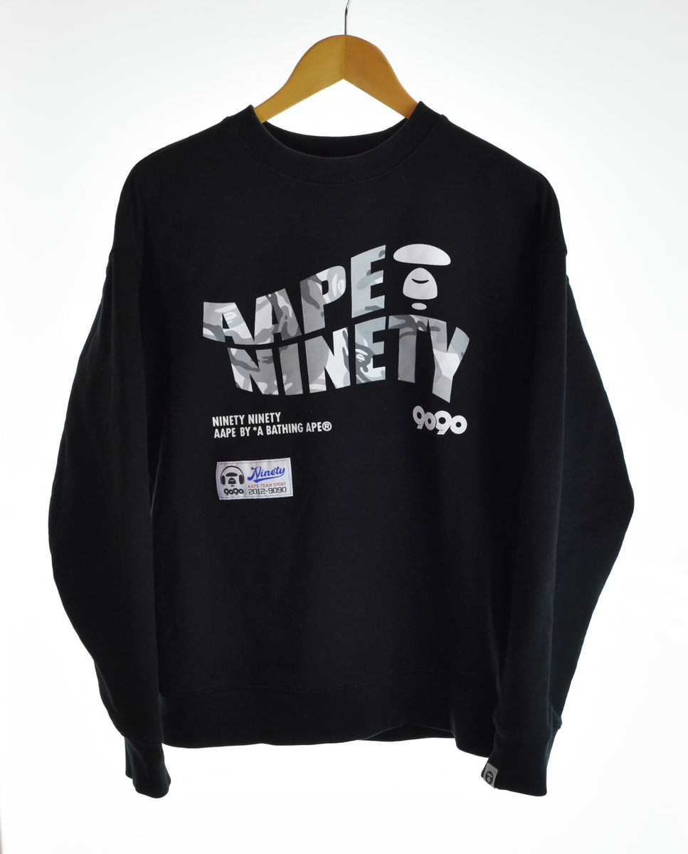 アベイシングエイプ A BATHING APE AAPE テーマ クルーネック