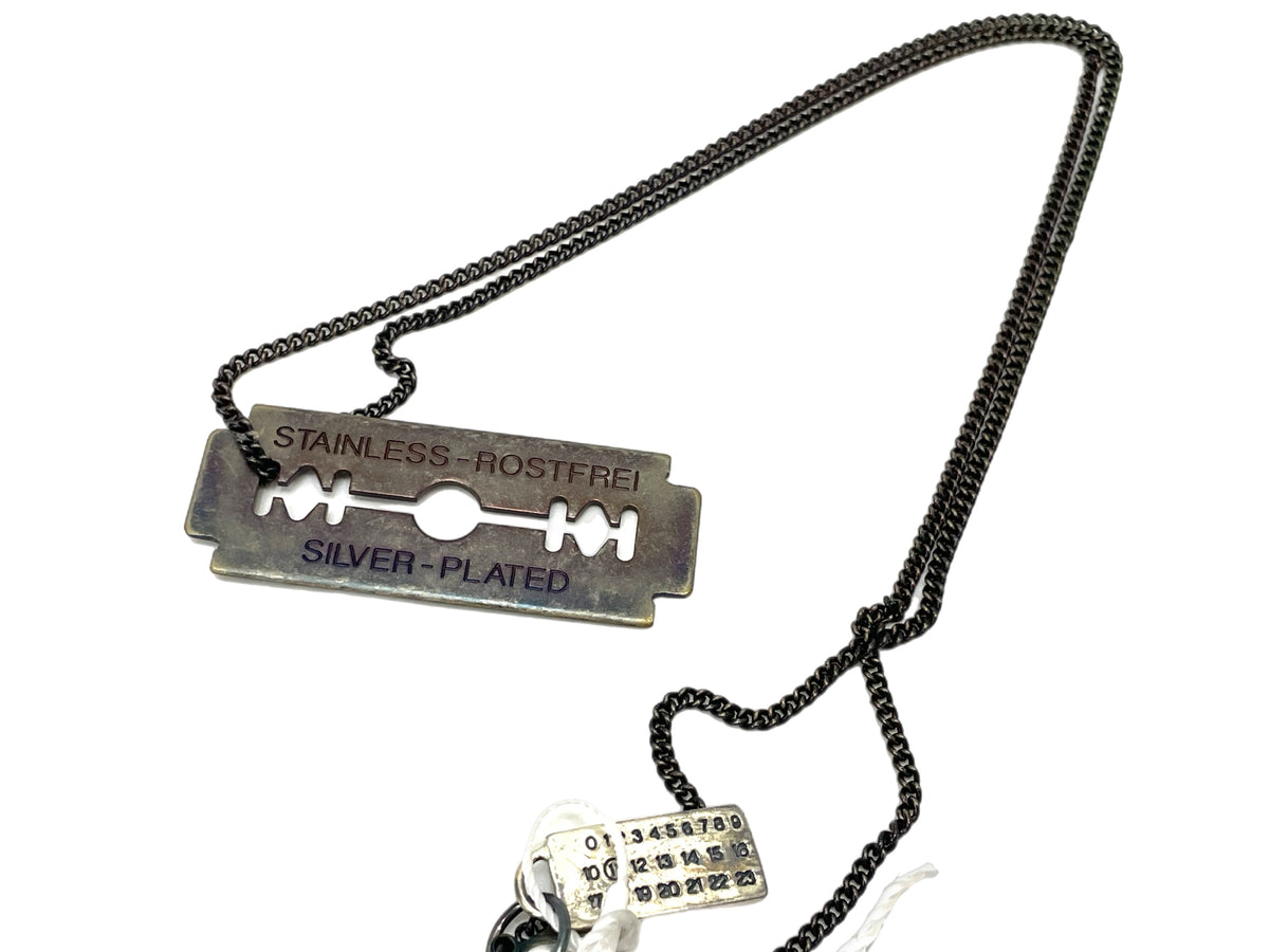 Martin Margiela 11 カミソリネックレス Martin Margiela 11 カミソリネックレス - メルカリ