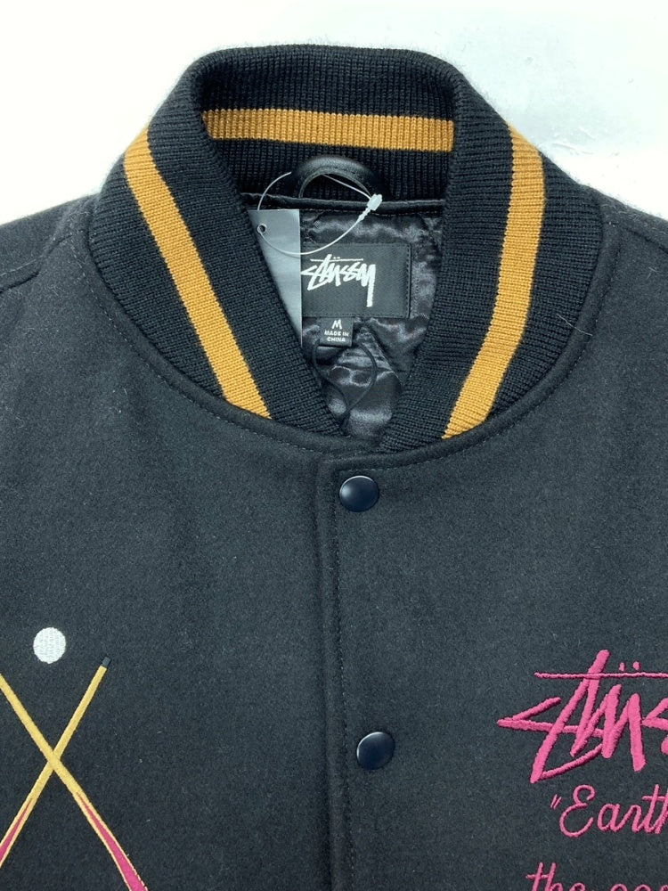 ステューシー STUSSY 40th Anniversary varsity jacket アニバーサリー バーシティ ジャケット スタジャン  ブルゾン 周年記念 黒 315167 ジャケット 刺繍 ブラック Mサイズ 104MT-534 | 古着通販のドンドンサガール