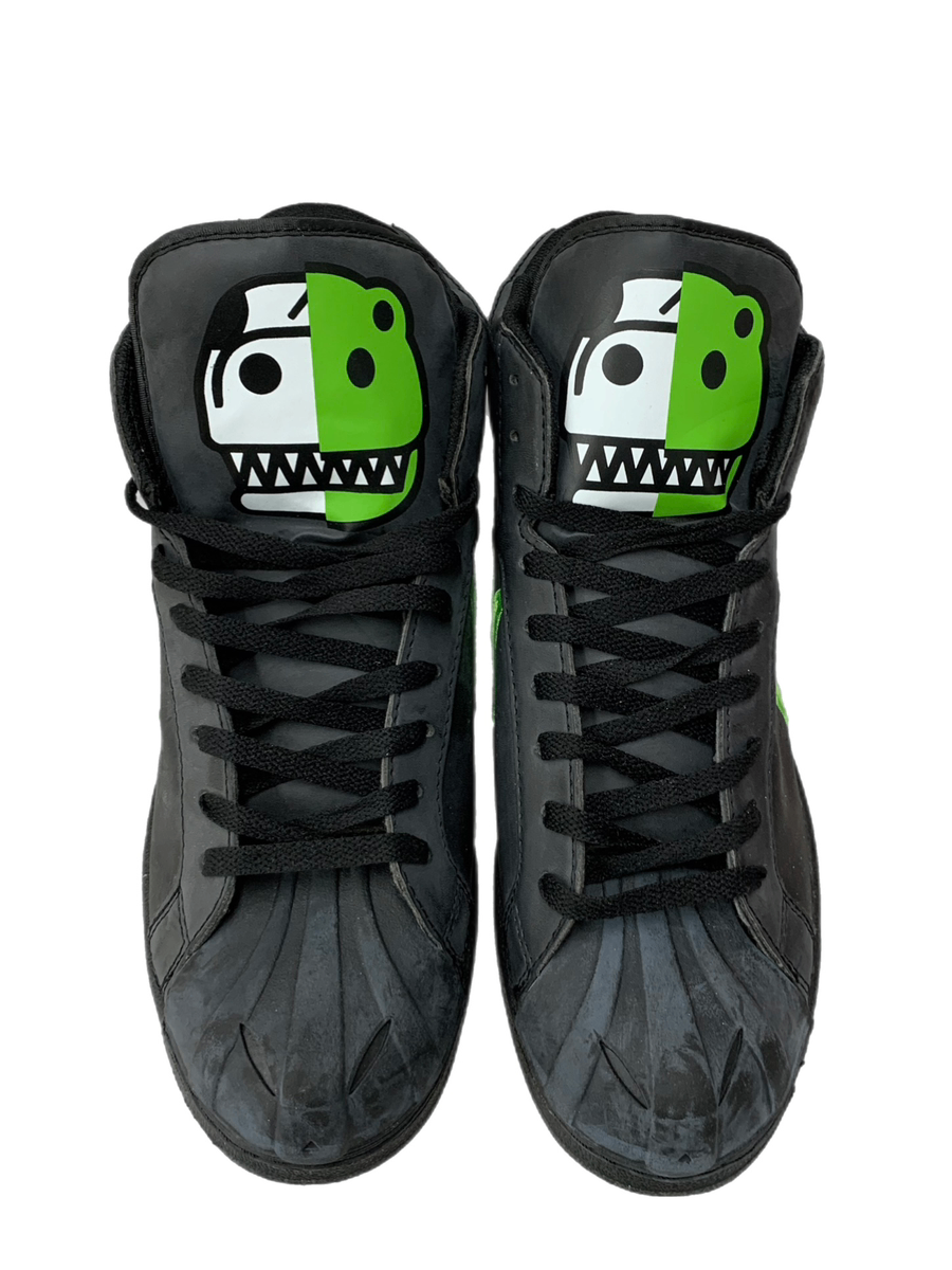 A BATHING APE サンリオコラボスニーカー BAPE BABY MILO® × HELLO KITTY】最新コラボコレクションが国内6