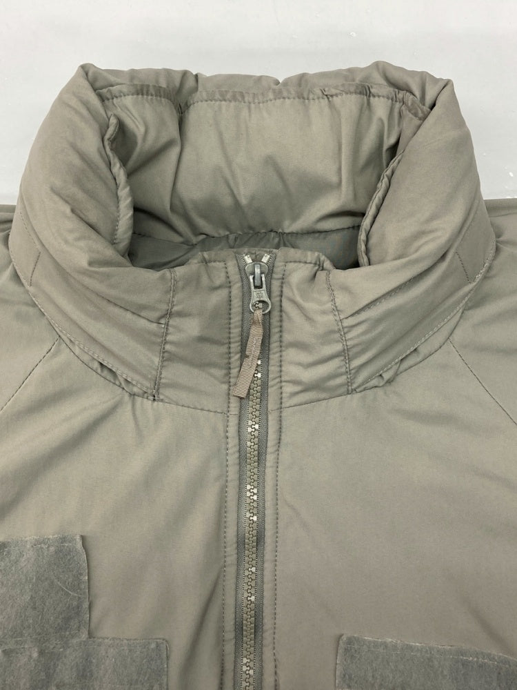 ミリタリー Military Item ECWCS LEVEL7 エクワックス レベルセブン GEN3 STERLINGWEAR OF BOSTON  PRIMALOFT プリマロフト 灰色 NSN 8415-01-538-6289 M-R ジャケット 無地 グレー 104MT-840 |  古着通販のドンドンサガール