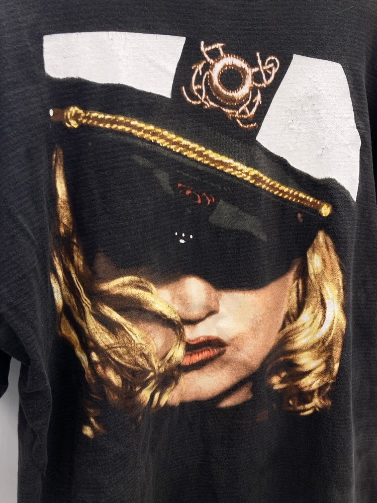 ヴィンテージ VINTAGE ITEM 90s MADONNA マドンナ90’s THE GIRLIE SHOW ザ ガーリー ショー ツアーT  ヴィンテージ 古着 バンドTシャツ 袖シングル XL Tシャツ プリント ブラック LLサイズ 101MT-2300