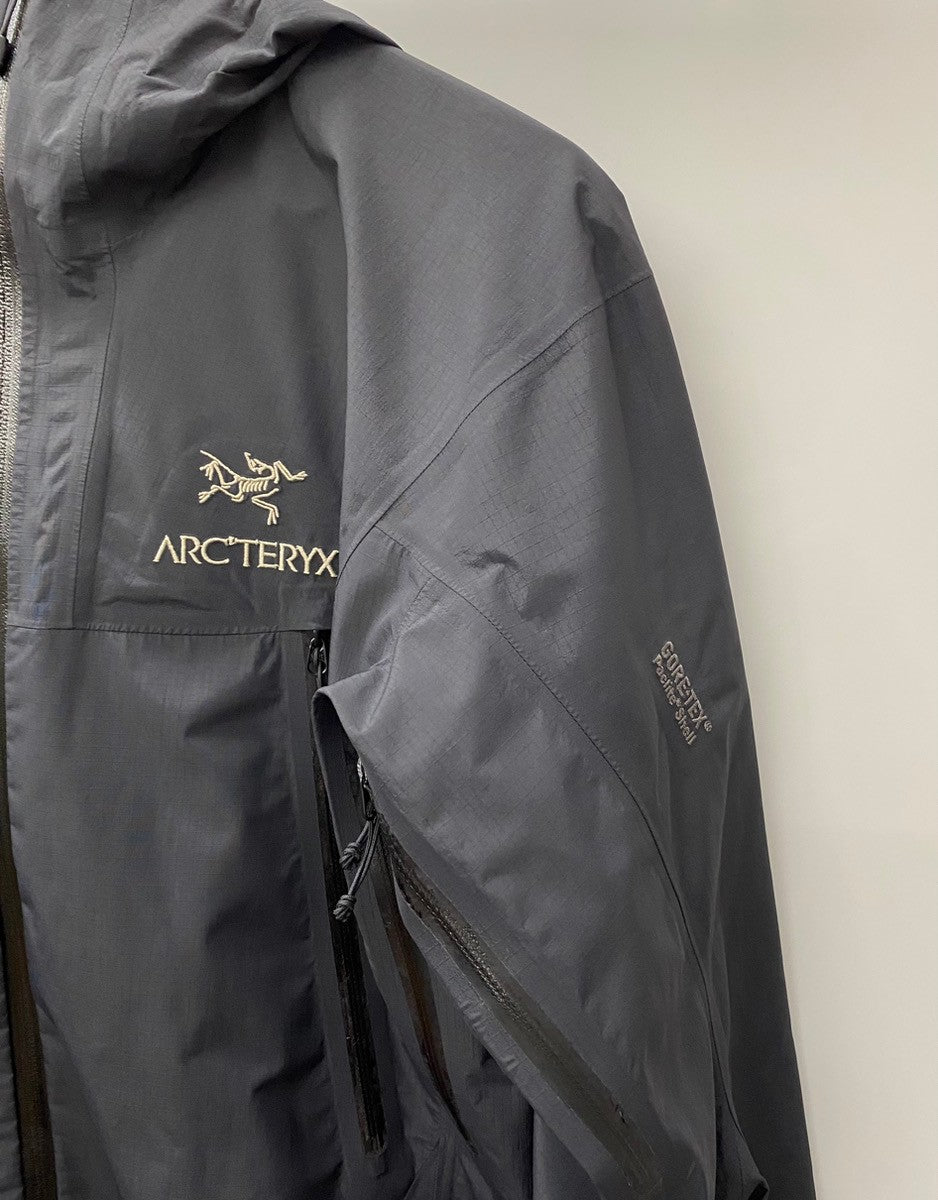 アークテリクス ARC'TERYX ジャケット マウンテンパーカー フード