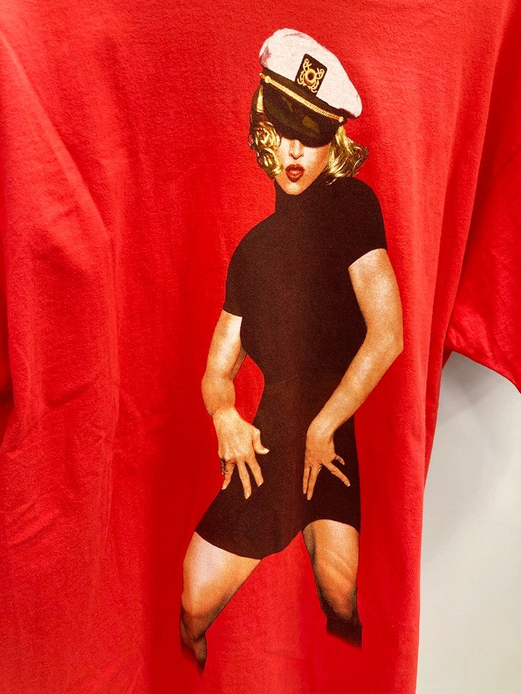 ヴィンテージ VINTAGE ITEM 90s MADONNA マドンナ90’s THE GIRLIE SHOW ザ ガーリー ショー ツアーT  ヴィンテージ 古着 バンドTシャツ 袖シングル US古着 XL Tシャツ プリント レッド LLサイズ 101MT-2301