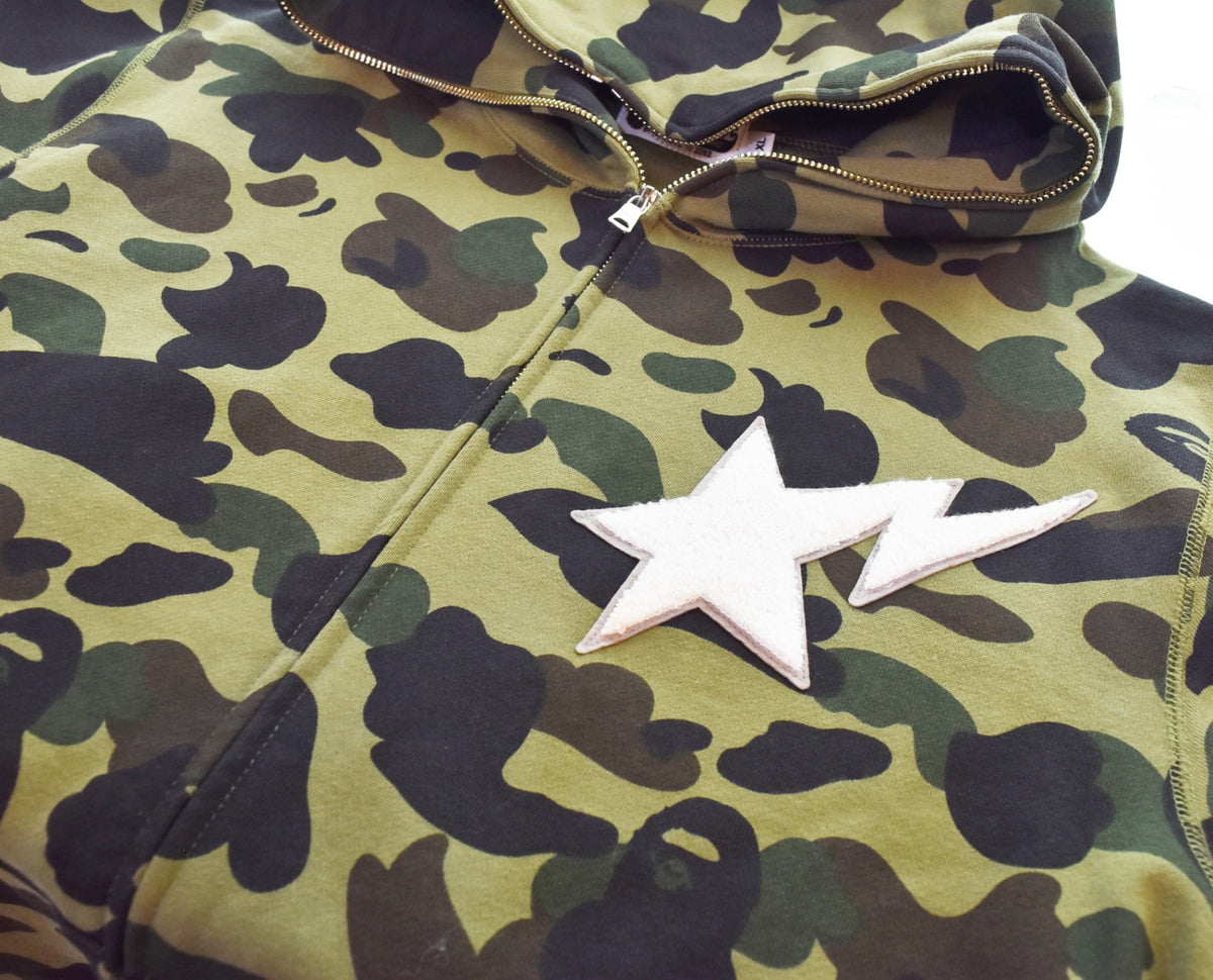 アベイシングエイプ A BATHING APE 1ST CAMO FULL ZIP HOODIEカモフラ
