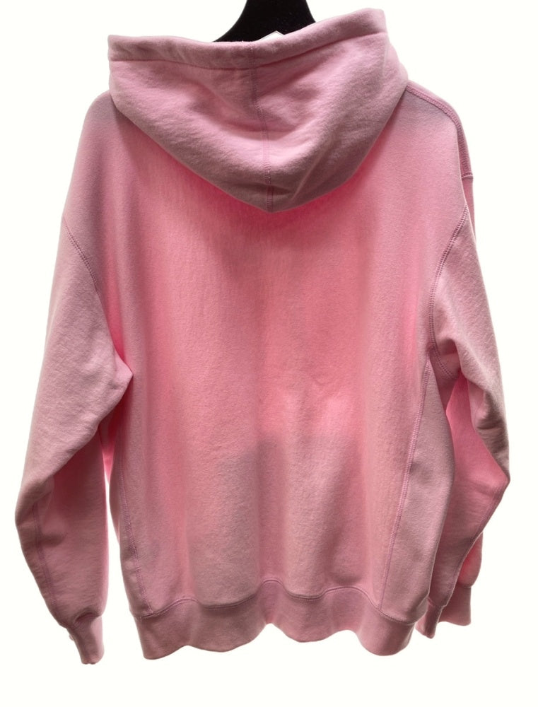 シュプリーム SUPREME × KAWS カウズ 21SS Chalk Logo Hooded Sweatshirt チョークロゴ フーディー  プルオーバー PINK パーカ ワンポイント ピンク Mサイズ 104MT-310 | 古着通販のドンドンサガール