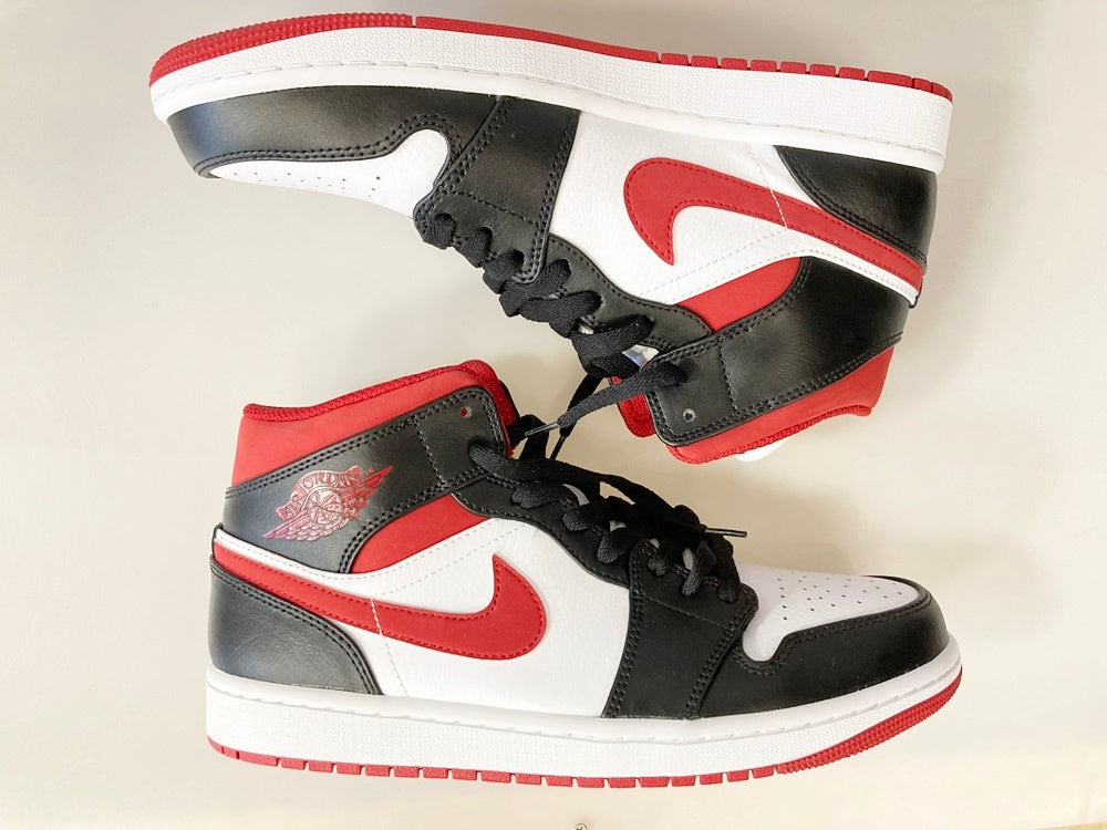 ジョーダン JORDAN NIKE AIR JORDAN 1 MID WHITE/GYM RED-BLACK ナイキ