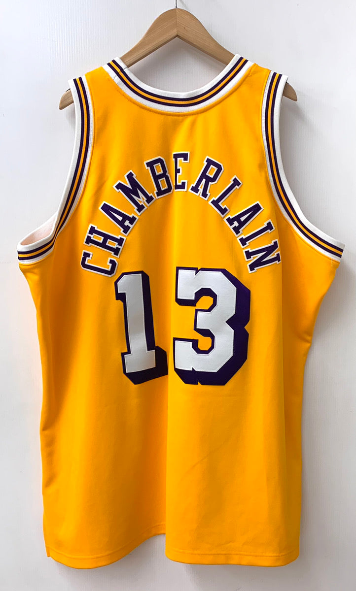 ミッチェルアンドネス MitchellNess NBA レイカーズ Lakers WILT CHAMBERLAIN 13 ユニフォーム ゲームウェア  タンクトップ ロゴ イエロー 3Lサイズ 201MT-1572 古着通販のドンドンサガール