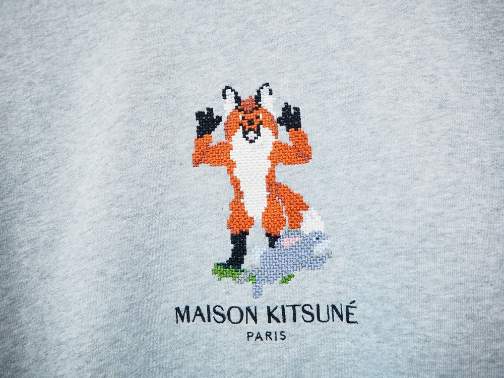 メゾンキツネ Maison Kitsune クロスステッチ キツネ スウェットシャツ