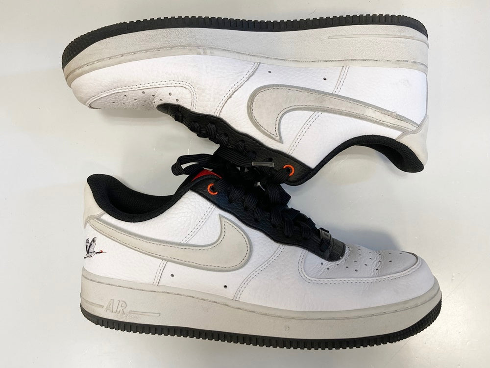 ナイキ NIKE AIR FORCE 1 07 LOW LX WHITE/PHOTON DUST-BLACK エア