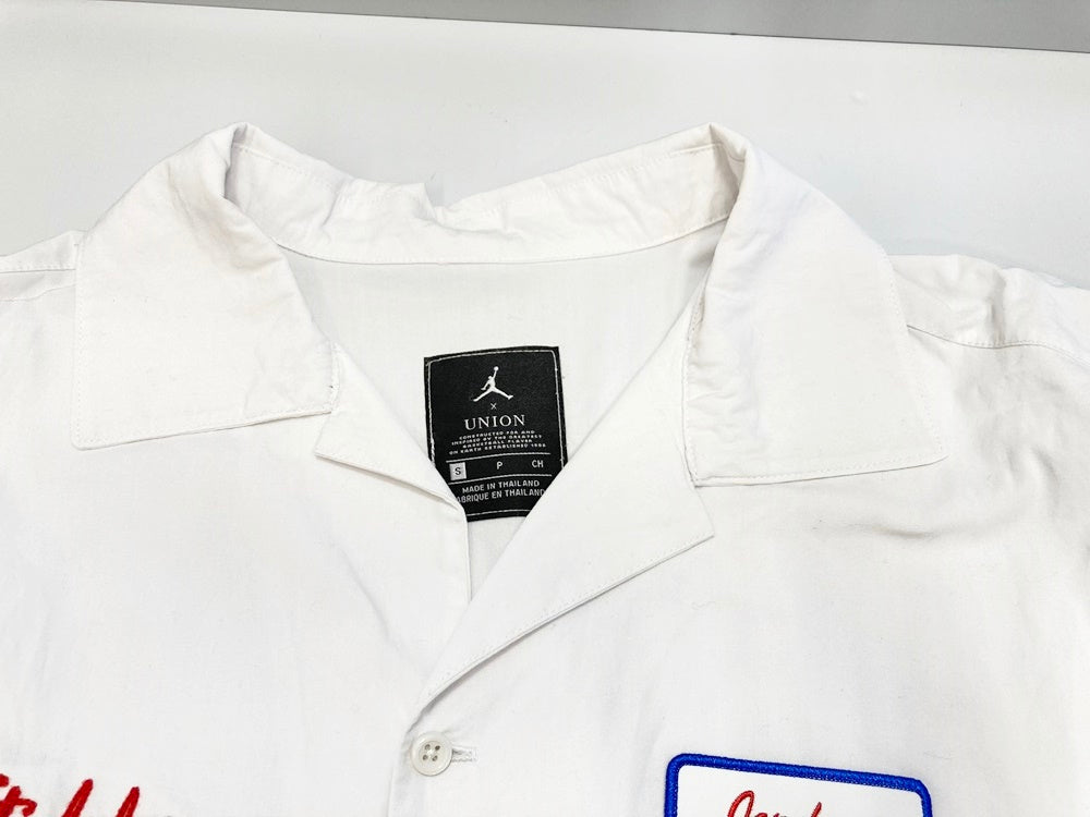 ジョーダン JORDAN NIKE AIR JORDAN x UNION MECHANIC SHIRT メカニックシャツ 半袖 ホワイト系 白  ワッペン CV1356-094 半袖シャツ 刺繍 ホワイト Sサイズ 101MT-1704