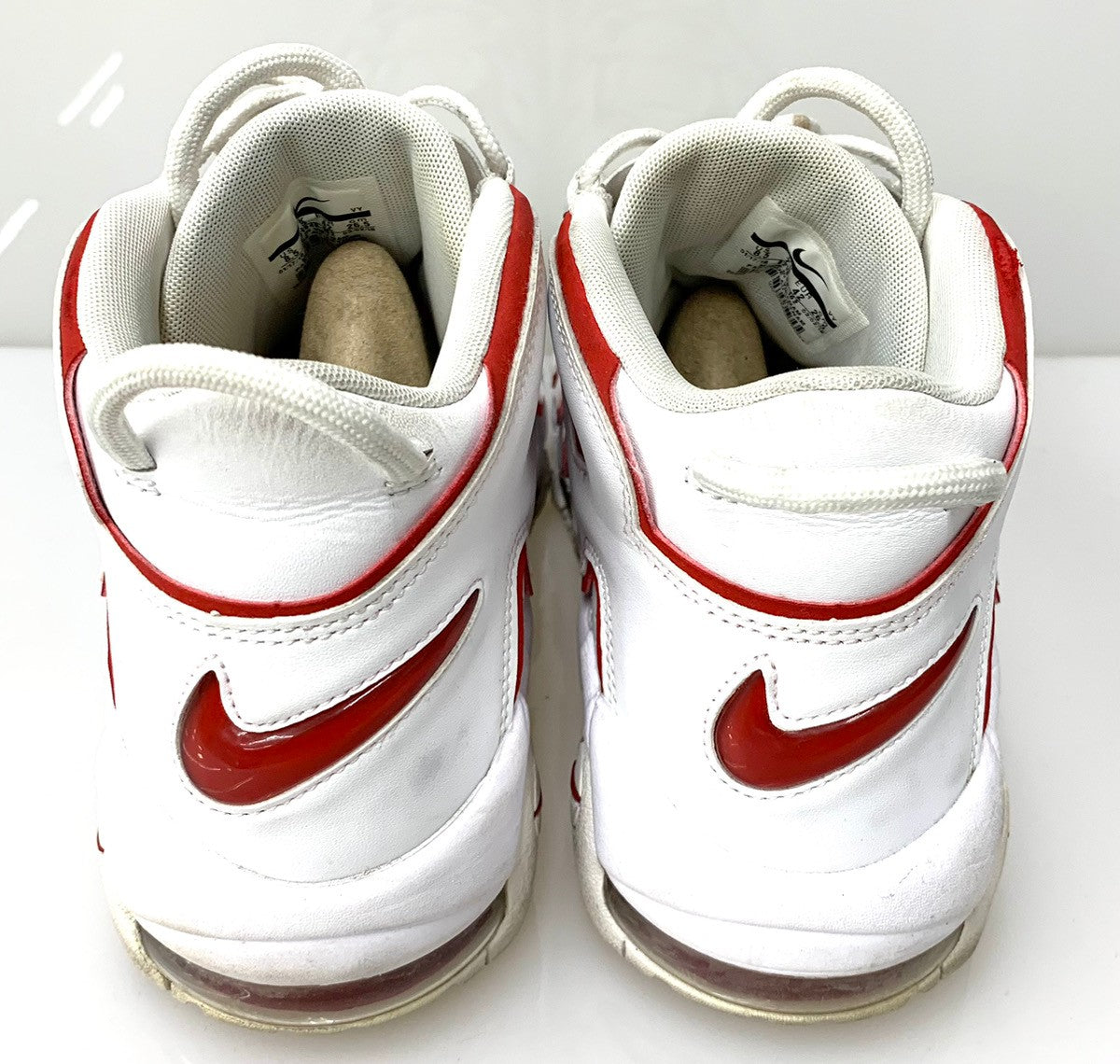 ナイキ NIKE AIR MORE UPTEMPO WHITE/VARSITY RED (2021) 921948-102 メンズ靴 スニーカー ロゴ  ホワイト 26.5cm 201-shoes666