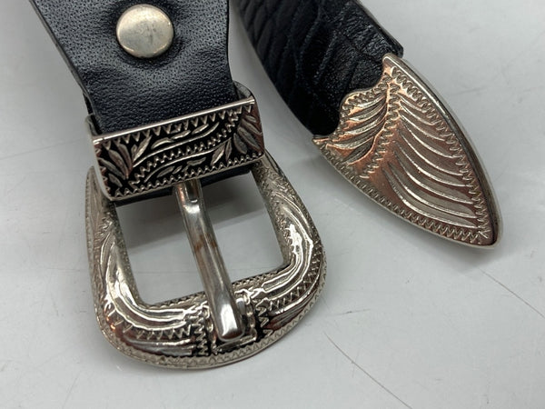 トーガ TOGA Double buckle bangle ダブル バックル バングル ウエスタン ブレスレッド 黒 銀 TZ31-AK922 メンズジュエリー バングル・ブレスレット 総柄 ブラック 104A-82