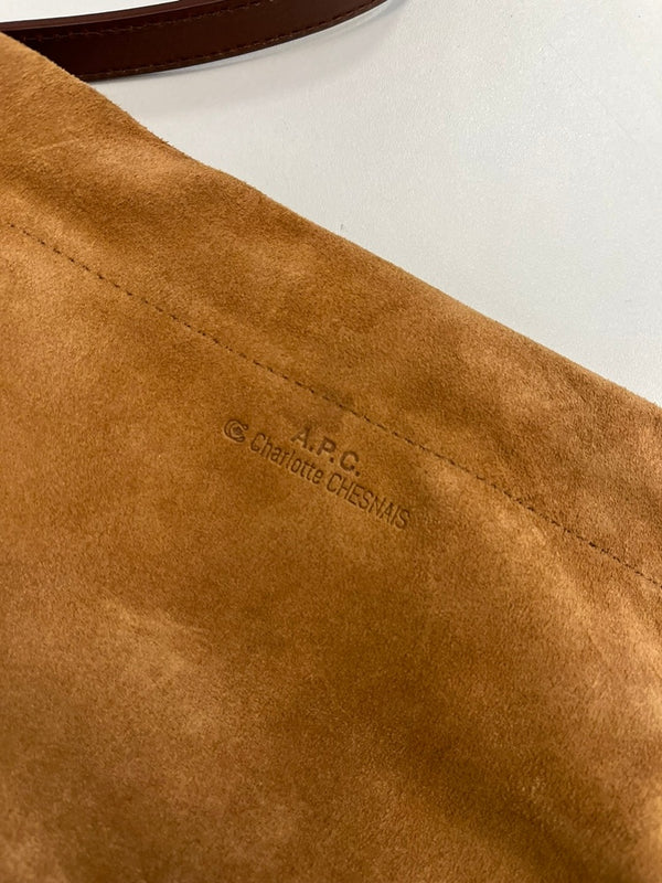 アー・ペー・セー A.P.C. アーペーセー Charlotte Chesnais シャルロット・シェネ フリンジバッグ レザー バッグ レディースバッグ ショルダーバッグ・メッセンジャーバッグ ブラウン 101bag-216