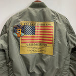 【曜日割引対象外】 アヴィレックス AVIREX MA-1 TOPGUN CUSTOM フライト 6162193 ジャケット カーキ Lサイズ 201MT-4516 VB