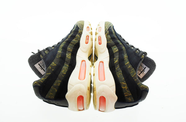 ナイキ NIKE カーハート AIR MAX 95 WIP エアマックス 95 WIP スニーカー 黒 AV3866-001 メンズ靴 スニーカー ブラック 29.5cm 103S-680