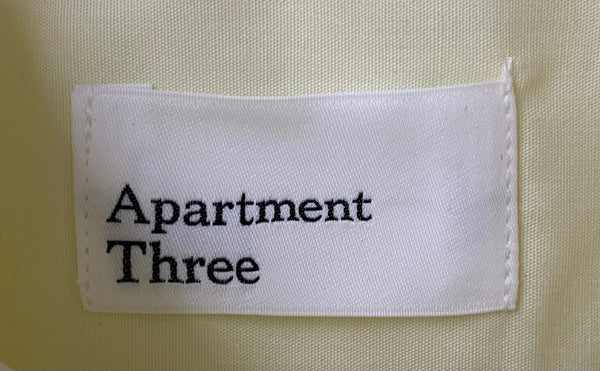 アパートメントスリー Apartment Three オーバーサイズシャツ OVERSIZED SHIRT ATSTR0223001 ロゴ イエロー 1サイズ 201MT-2543