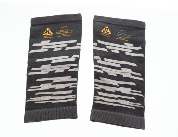 ナイキ NIKE LAB  ACG DEPLOY LEG SLEEVE  ACG レッグスリーブ AJ3852-010 メンズジュエリー・アクセサリー その他 ブラック 103G-178