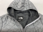 ザノースフェイス THE NORTH FACE thermobal parka II サーモボール パーカ 中綿 ジャケット キルティング 海外モデル TNF MEDIUM GREY HEATHER GRAY 灰色 NF0A3MHO コート ロゴ グレー Mサイズ 104LT-261