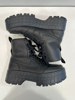 ジョーダン JORDAN NIKE WMNS AIR JORDAN 1 BROOKLYN ナイキ エア ジョーダン 1 ブルックリン ブーツ FJ5737-001 メンズ靴 スニーカー ブラック 27.5cm 101sh-2324