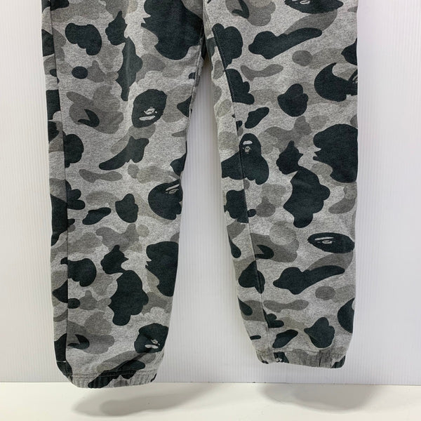ア ベイシング エイプ A BATHING APE Heather Gray Camo Sweatpants 001PTK801006M ボトムスその他 グレー Mサイズ 201MB-884