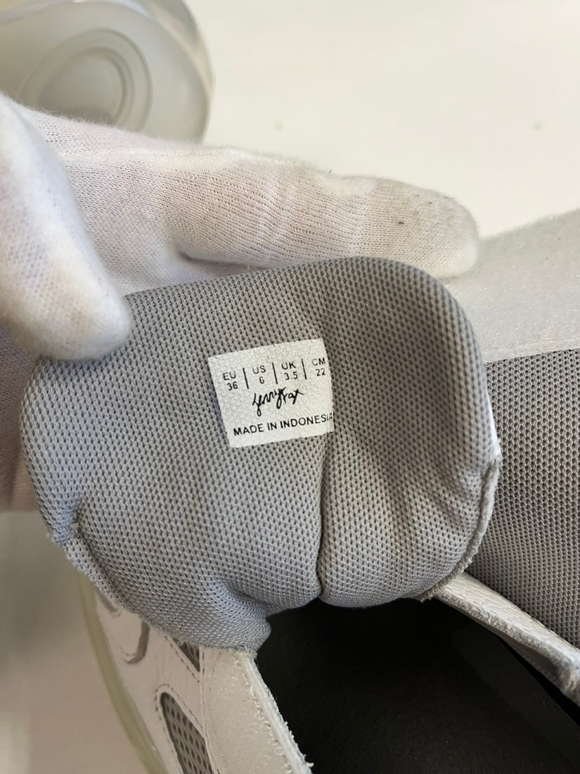 【おまけ付き】jenney fax Moonソールスニーカー ホワイト おまけ付き】jenney fax Moonソールスニーカー ホワイト Moon Shoes