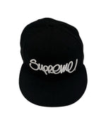 シュプリーム SUPREME Handstyle New Era ハンドスタイル ニューエラ ロゴ 黒 7 5/8 帽子 メンズ帽子 キャップ ブラック 101hat-152