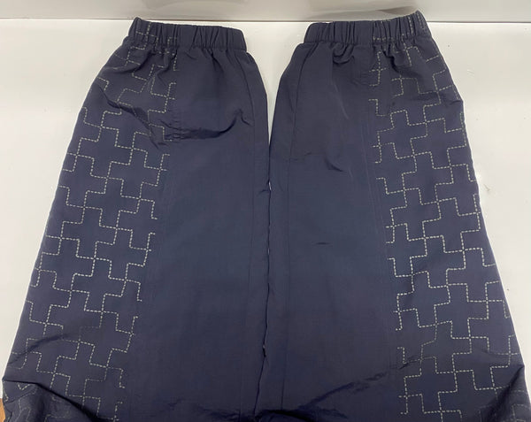 ブルーブルー BLUE BLUE ナイロンリフレクタープリント ウォームアップパンツ 1002168 ボトムスその他 ブラック 2サイズ 201MB-868