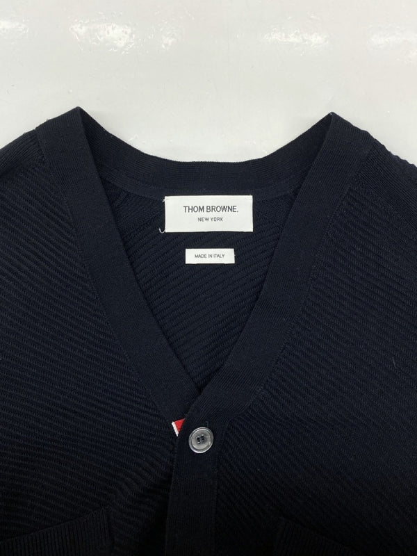 トムブラウン THOM BROWNE 4BAR WOOL CARDIGAN ライン ウール カーディガン Vネック ボタン 紺 MKC271A-00014415 サイズ 0 カーディガン ライン ネイビー 104MT-1084