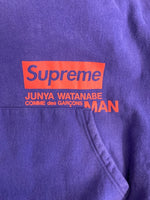 シュプリーム SUPREME COMME des GARCONS コム デ ギャルソン JUNYA WATANABE  col Royal ロイヤル フーディ パーカー ロゴ  パーカ パープル Lサイズ 101MT-3973