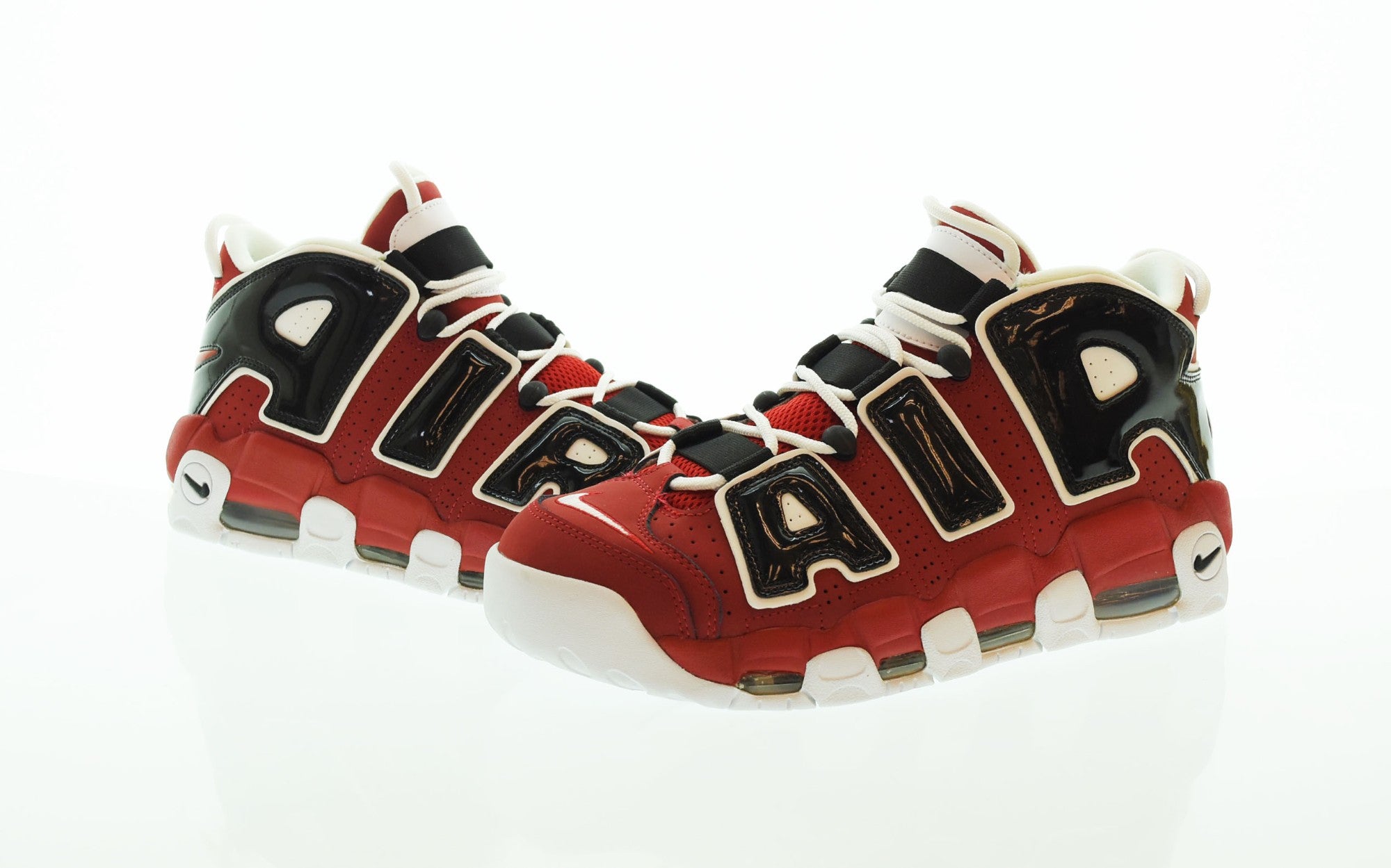 ナイキ NIKE AIR MORE UPTEMPO 96 エア モア アップテンポ  