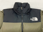 ザノースフェイス THE NORTH FACE NUPTSE JACKET ヌプシ ダウンジャケット アウター 刺繍 KHAKI 緑 ND91841 ジャケット ロゴ カーキ Mサイズ 104MT-755