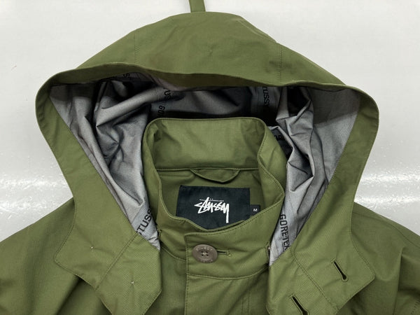 ステューシー STUSSY 16AW GORE-TEX PRODUCTS FISHTAIL JACKET ゴアテックス フィッシュテール ナイロン ジャケット KHAKI 緑 ジャケット ロゴ カーキ Mサイズ 104MT-470