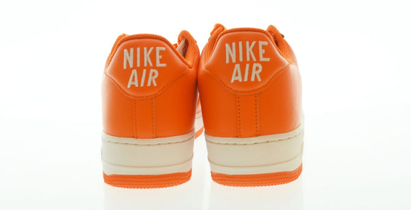ナイキ NIKE AIR FORCE 1 LOW RETRO エアフォース 1 ロー レトロ スニーカー オレンジ FJ1044-800 メンズ靴 スニーカー オレンジ 28cm 103S-850