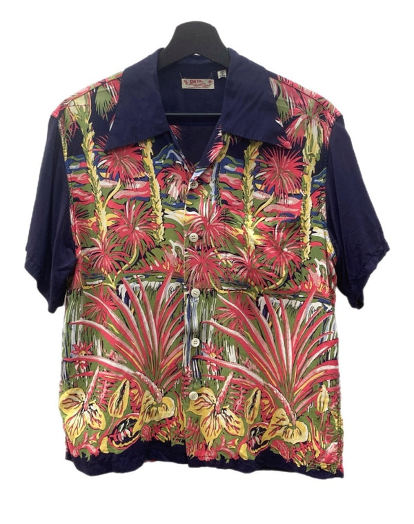 サンサーフ SUN SURF HAWAIIAN SHIRT ハワイアン シャツ アロハシャツ オープンカラー 開襟 半袖 ENCHANTING WATERFALLS 紺 M32181 B 半袖シャツ 花・植物 ネイビー Sサイズ 104MT-1746