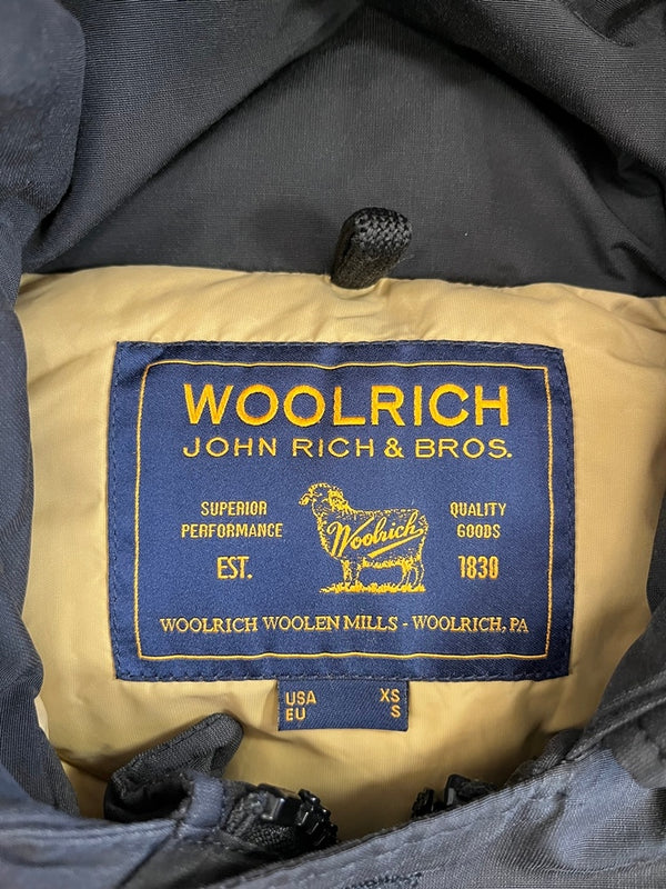 ウールリッチ WOOLRICH ARCTIC PARKA アークティックパーカ ダウンジャケット フード ファー 1502284 US：XS EU：S ジャケット ブラック 101MT-5381