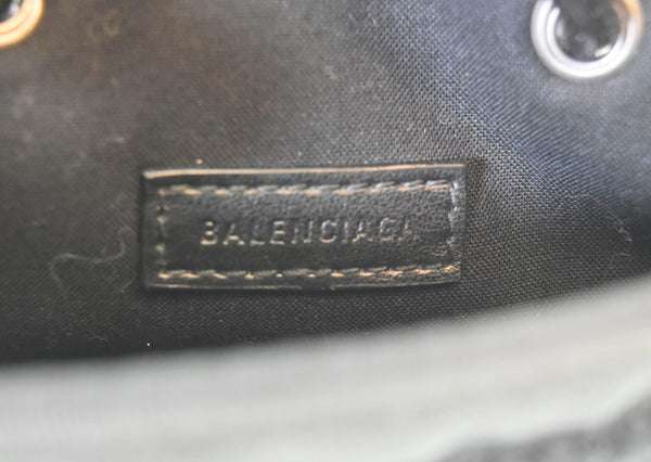 バレンシアガ  BALENCIAGA  エクスプローラー ショルダー バッグ 黒 バッグ メンズバッグ ショルダーバッグ・メッセンジャーバッグ ブラック 103B-18