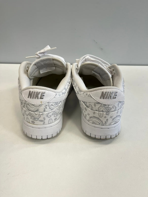 ナイキ NIKE Women's Dunk Low ESS White Paisley ウィメンズ ダンク ロー ESS ホワイトペイズリー DJ9955-100 メンズ靴 スニーカー ホワイト 27cm 101sh-2355