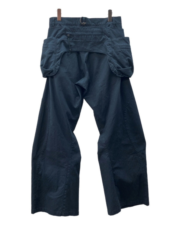 ネヴァーフォーゲット NVRFRGT DETACHABLE UTILITY CURVED LEG PANTS カーヴ レッグ パンツ 2WAY ジップフライ バギー 黒 無地 NF251P06 ボトムスその他 ブラック サイズ 2 104MB-253