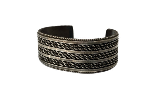 インディアンジュエリー Indian Jewelry Silver Bangle シルバー バングル ナバホ続 コインエッジ Tahe ブレスレッド 925 銀 メンズジュエリー・アクセサリー バングル 総柄 シルバー 104A-57