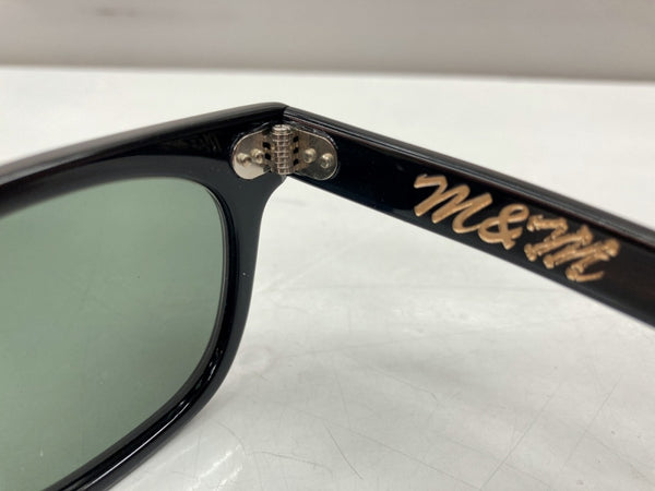 エムアンドエム M&M × MASSES マシス SUNGLASSES サングラス SHADES NAME SHANK 眼鏡  黒 眼鏡・サングラス サングラス ロゴ ブラック 104G-1