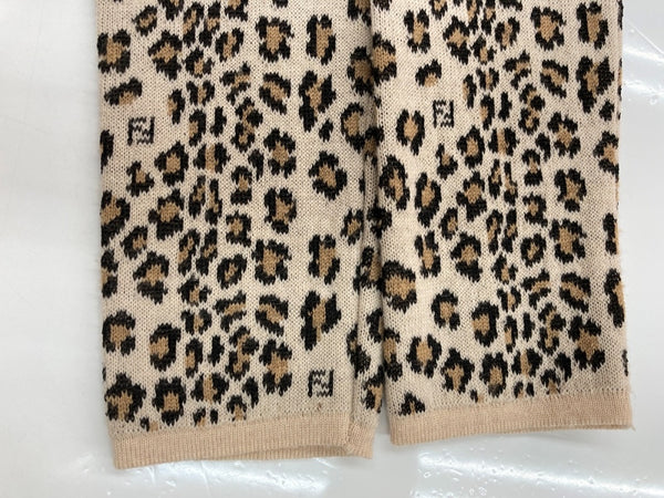 フェンディ FENDI オールド OLD レトロ ニット ラウンドネック 総柄 ロゴ ウール ビスコース レーヨン MADE IN ITALY イタリア製  セーター ヒョウ柄・レオパード柄 ベージュ SIZE40 104LT-248