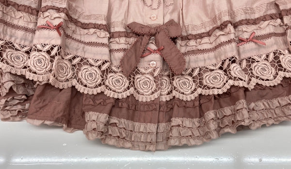 ピンクハウス PINKHOUSE ローズレース使い ロサケンティフォリアモチーフ リボン ミニサテン ピコフリル レース ティアード フロントボタン ROSE コットン 綿 ロリータ ゴスロリ PINK A2143FSY368 スカート 花 104LB-43