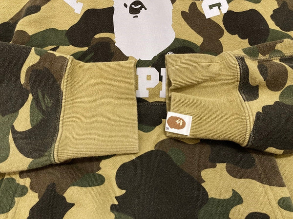 ア ベイシング エイプ A BATHING APE NIGO SWEAT HOODIE CAMO BAPE 猿迷彩 カレッジロゴ パーカー 001PPB801008X パーカ カモフラージュ・迷彩 カーキ Sサイズ 101MT-2263