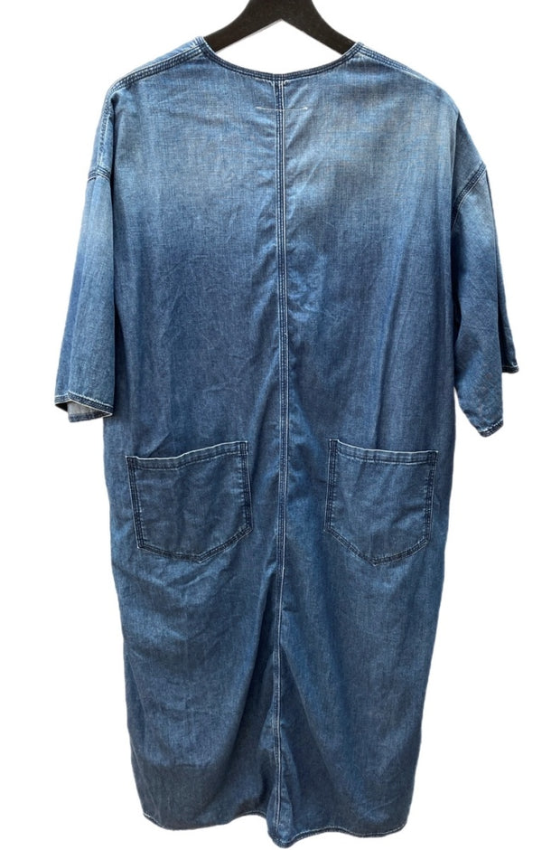 エムエムシックス MM6 メゾンマルジェラ Maison Margiela 2019年モデル 半袖 Vネック デニム ドレス サイドスリット DENIM インディゴ S52CT0376 S30512 ワンピース ワンポイント ネイビー SIZE38 104LT-138