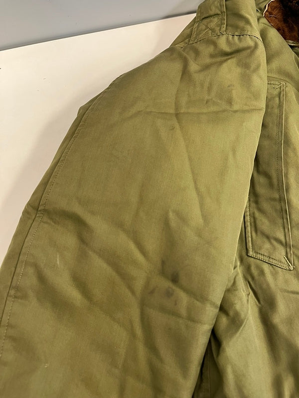 ミリタリー military US ARMY Air Force エアフォース B-2 B2 フライトジャケット  サイズ38 ジャケット カーキ 101MT-4881