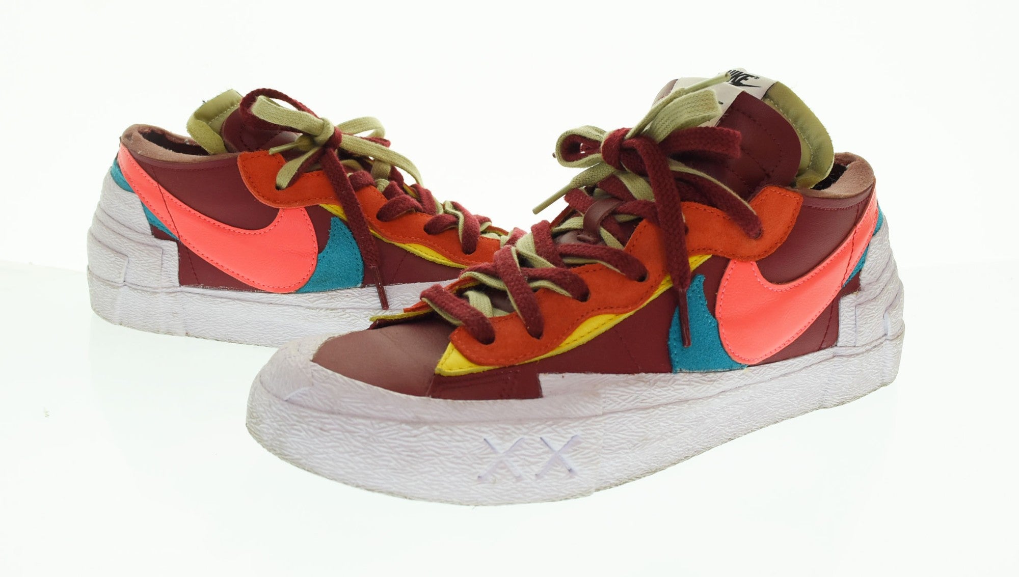 ナイキ NIKE KAWS sacai Nike Blazer Low カウズ サカイ