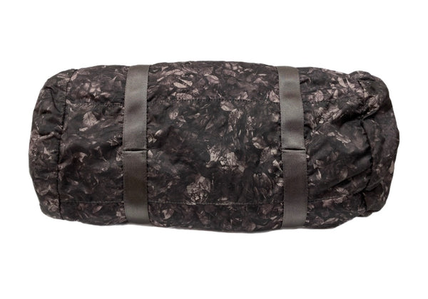 ナイキ NIKE × UNDERCOVER アンダーカバー GYAKUSOU ギャクソウ BOSTON BAG ボストン バッグ ドラム 黒 バッグ メンズバッグ ボストンバッグ 総柄 ブラック 104B-72