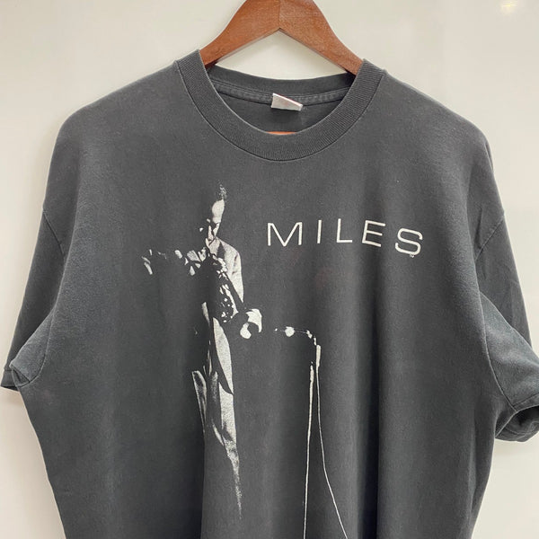 【曜日割引対象外】 ヴィンテージ vintage 90's MILES DAVIS マイルスデイヴィス FRUIT OF THE LOOM USA製 Tシャツ ブラック XLサイズ 201MT-4076 VB